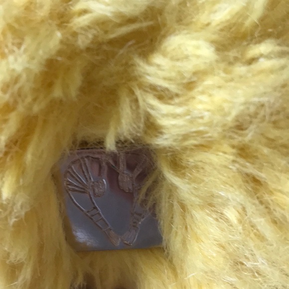 Shrimps pink and yellow fluffy leather clutch - Picture 6 of 6